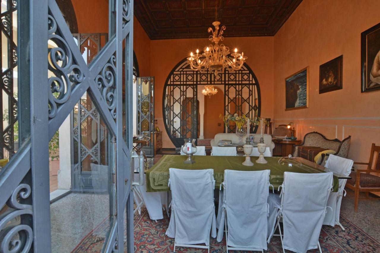 B&B Di Charme Camelie Palazzo Nicotra Riposto ภายนอก รูปภาพ