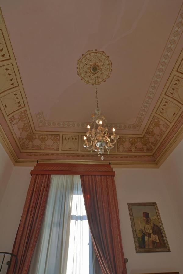 B&B Di Charme Camelie Palazzo Nicotra Riposto ภายนอก รูปภาพ